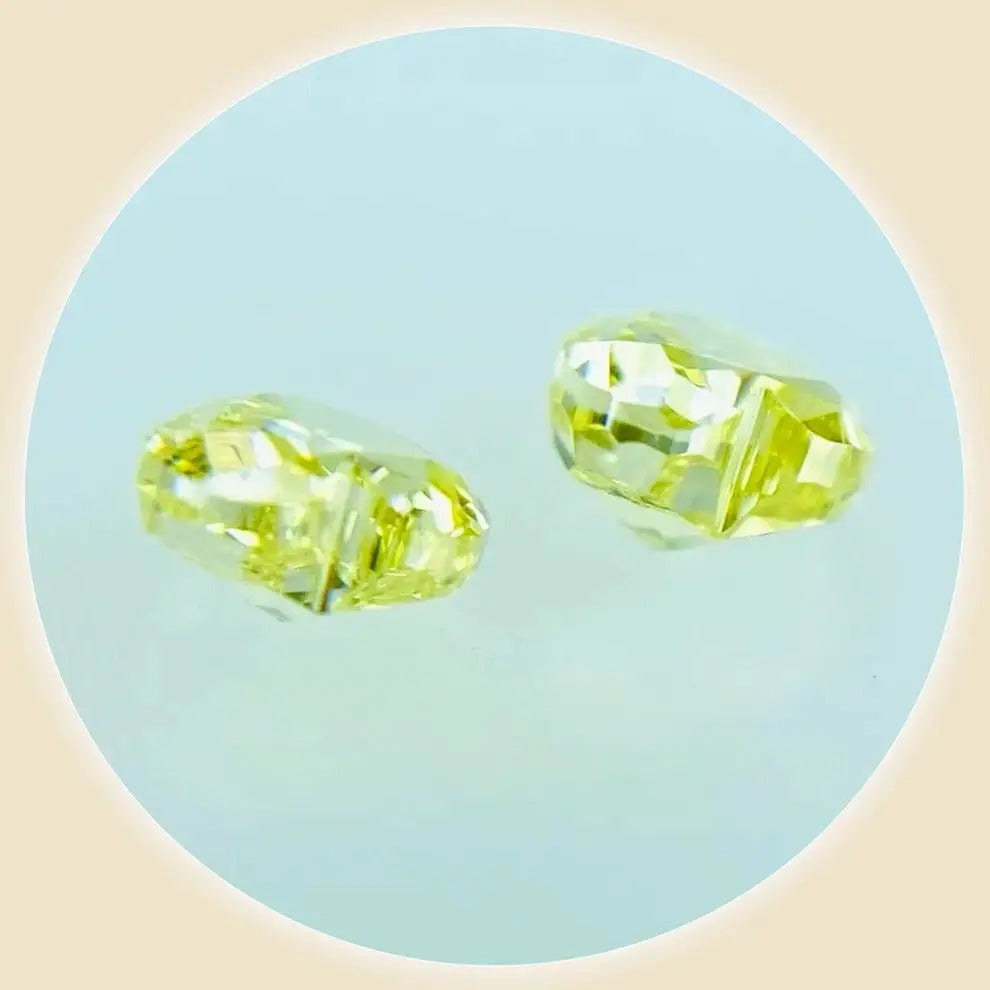 
                  
                    Diamond FANCY INTENSE YELLOW 0.102/0.114 carats
                  
                