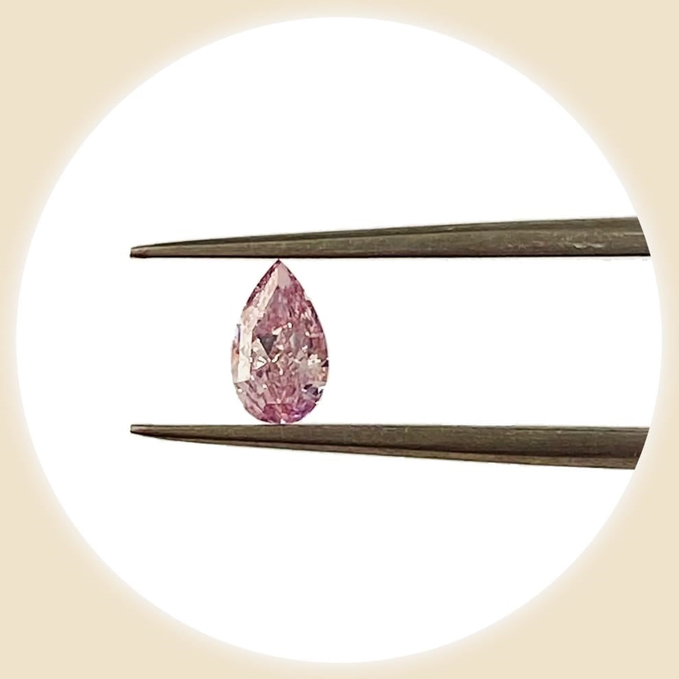 
                  
                    Diamond FANCY INTENSE PURPLISH PINK 0.22 carat
                  
                